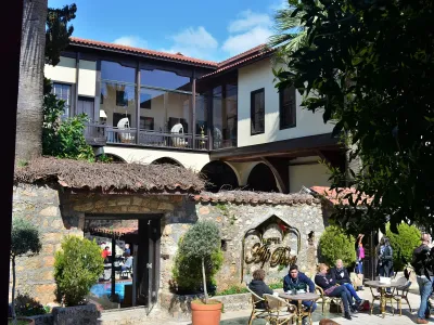 Alp Paşa Hotel